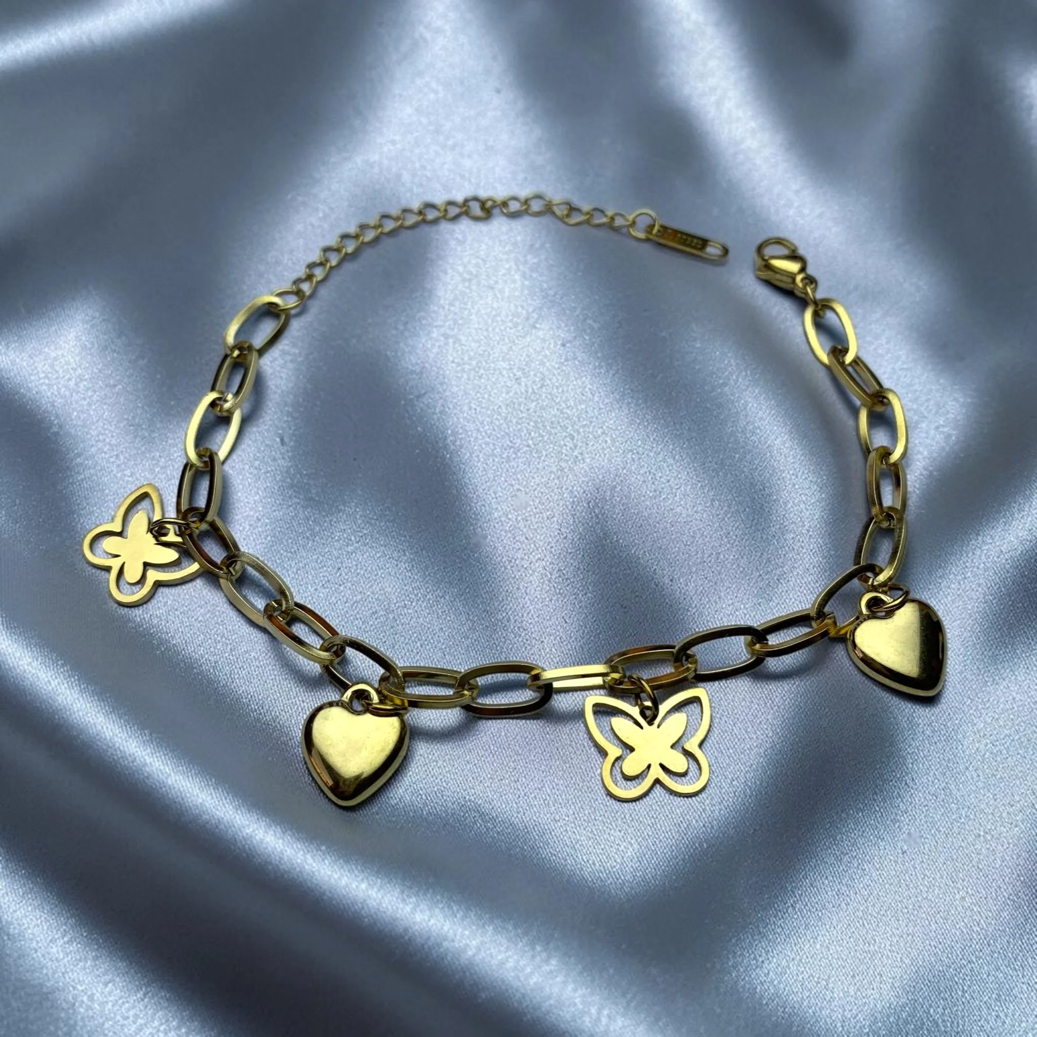 Bracelets & Bangles